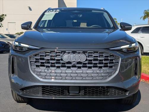 2025 Audi Q5 Premium TFSI quattro S tronic