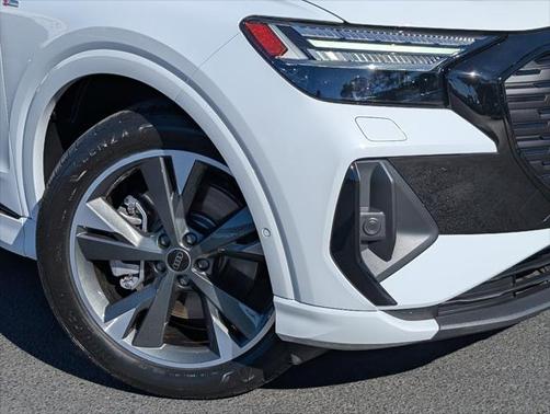 2024 Audi Q4 e-tron Prestige 55 quattro
