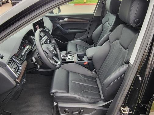 2024 Audi Q5 Premium 45 TFSI S line quattro