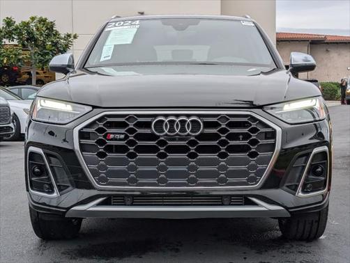 2025 Audi SQ5 Premium Plus TFSI quattro Tiptronic
