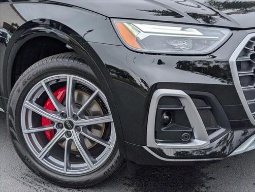 2025 Audi SQ5 Premium Plus TFSI quattro Tiptronic