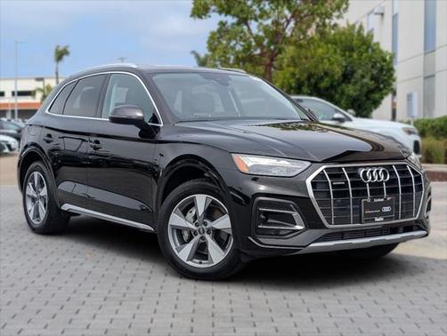 2024 Audi Q5 Premium 40 TFSI quattro S tronic