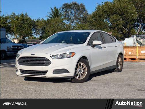 2016 Ford Fusion S