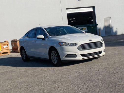 2016 Ford Fusion S