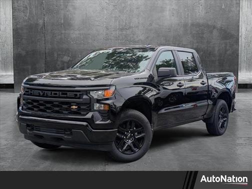 2025 Chevrolet Silverado 1500 Custom