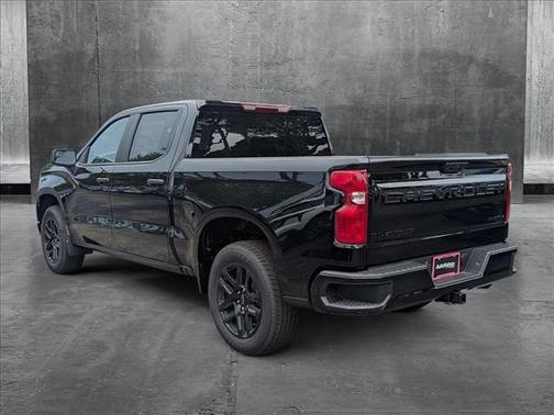 2025 Chevrolet Silverado 1500 Custom