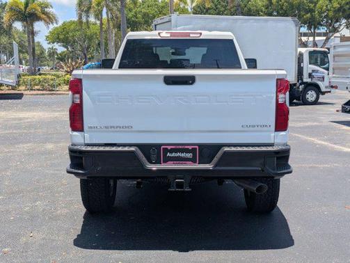 2025 Chevrolet Silverado 2500 Custom