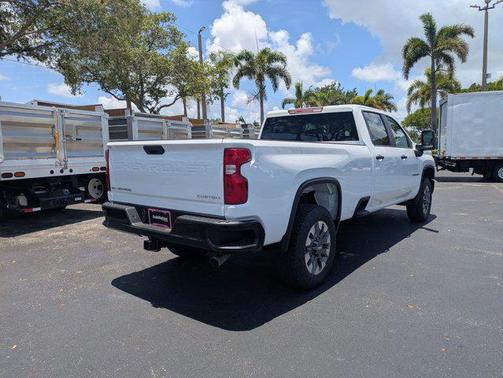 2025 Chevrolet Silverado 2500 Custom