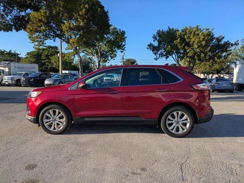 2019 Ford Edge Titanium