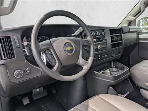 2025 Chevrolet Express 2500 RWD 2500 Regular Wheelbase WT