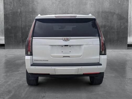 2019 Cadillac Escalade Platinum