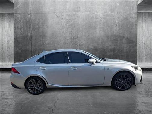2018 Lexus IS 300 Base