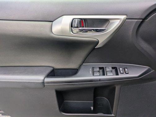 2013 Lexus CT 200h Hybrid