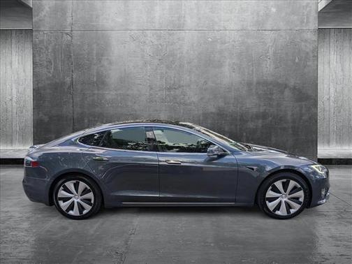 2020 Tesla Model S Long Range Plus