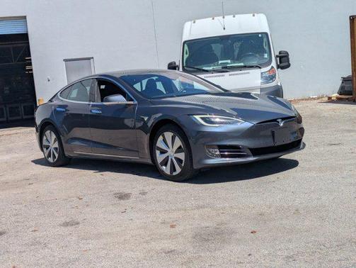 2020 Tesla Model S Long Range Plus