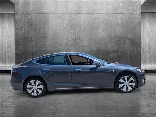 2020 Tesla Model S Long Range Plus