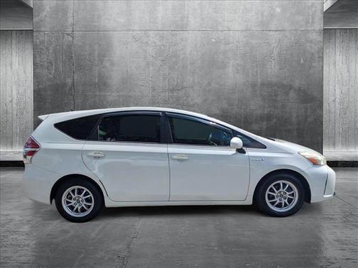 2016 Toyota Prius v Two