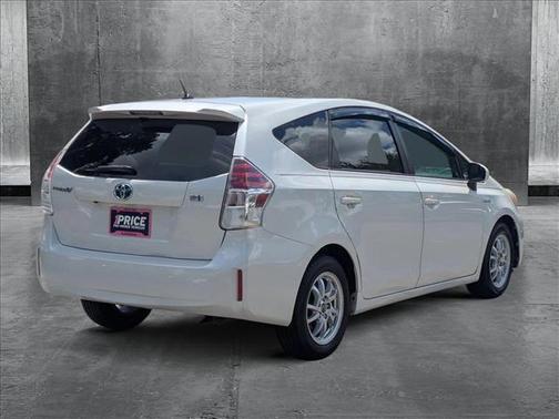 2016 Toyota Prius v Two