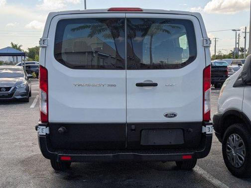 2016 Ford Transit-350 XL