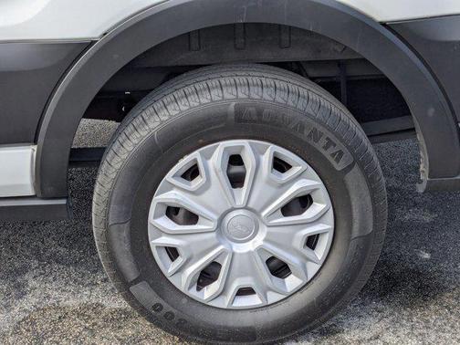 2016 Ford Transit-350 XL