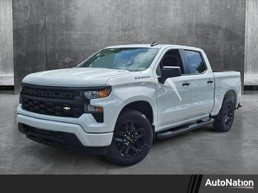 2025 Chevrolet Silverado 1500 Custom