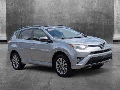 2017 Toyota RAV4 Platinum