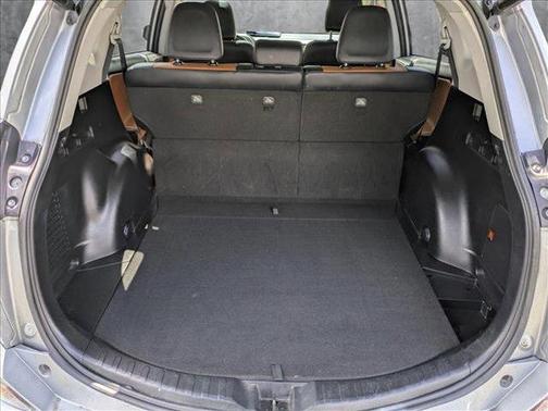 2017 Toyota RAV4 Platinum