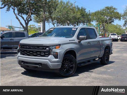 2024 Chevrolet Silverado 1500 Custom