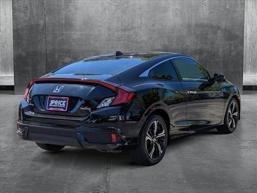 2017 Honda Civic Touring