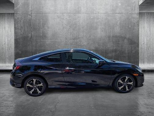 2017 Honda Civic Touring