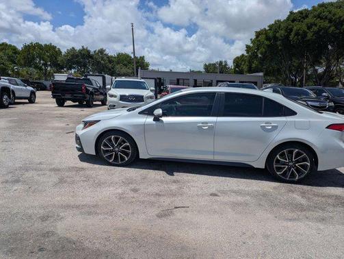 2022 Toyota Corolla SE