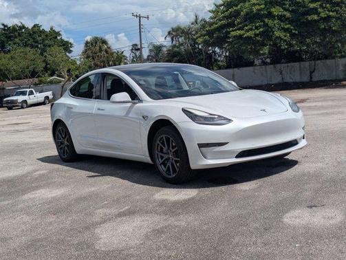 2019 Tesla Model 3 Standard Range Plus