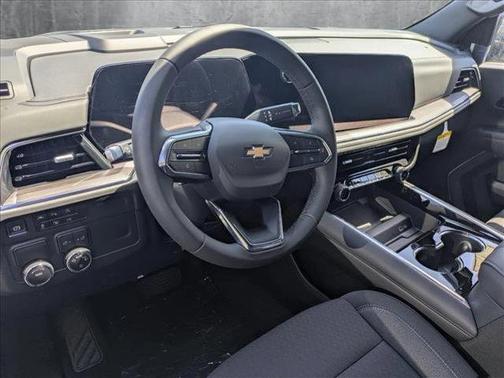 2025 Chevrolet Tahoe LS