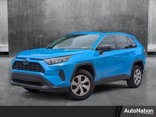 2020 Toyota RAV4 LE