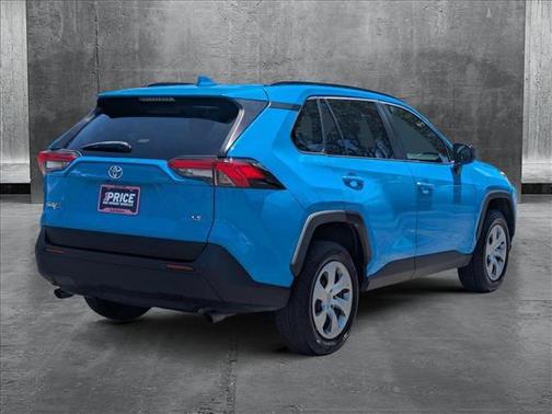 2020 Toyota RAV4 LE