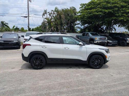 2024 Kia Seltos X-Line