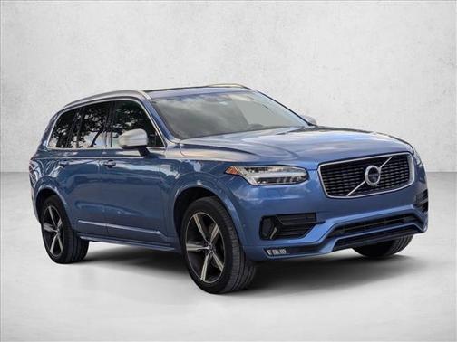 2019 Volvo XC90 T6 R-Design
