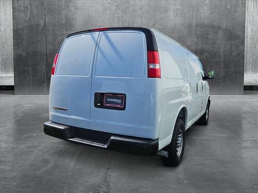 2025 Chevrolet Express 2500 RWD 2500 Regular Wheelbase WT