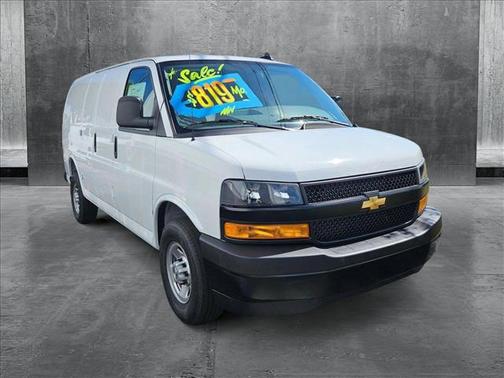 2025 Chevrolet Express 2500 RWD 2500 Regular Wheelbase WT