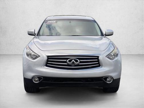 2016 INFINITI QX70 Base