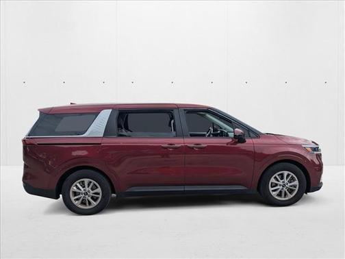 2023 Kia Carnival LX