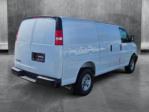 2025 Chevrolet Express 2500 RWD 2500 Regular Wheelbase WT