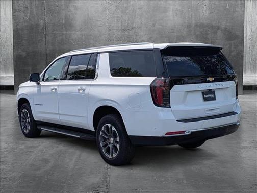 2025 Chevrolet Suburban LS
