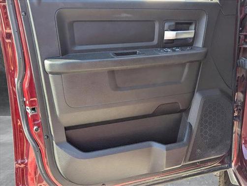 2019 RAM 3500 Tradesman Crew Cab 4x4 8' Box