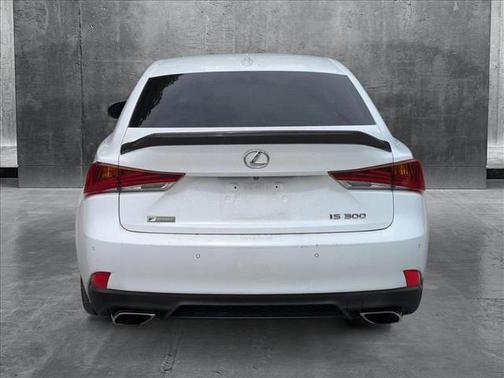 2018 Lexus IS 300 Base