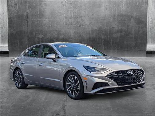 2022 Hyundai SONATA Limited