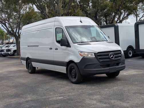 2025 Mercedes-Benz Sprinter 2500 High Roof