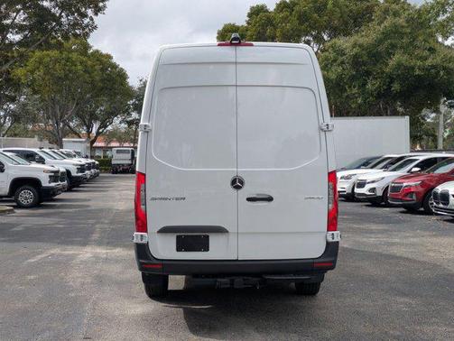 2025 Mercedes-Benz Sprinter 2500 High Roof
