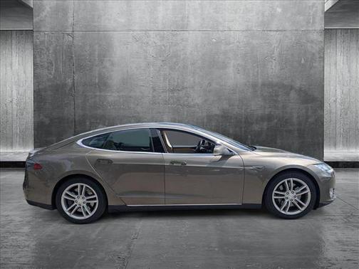 2015 Tesla Model S P85D