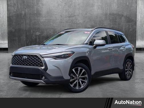 2022 Toyota Corolla Cross XLE